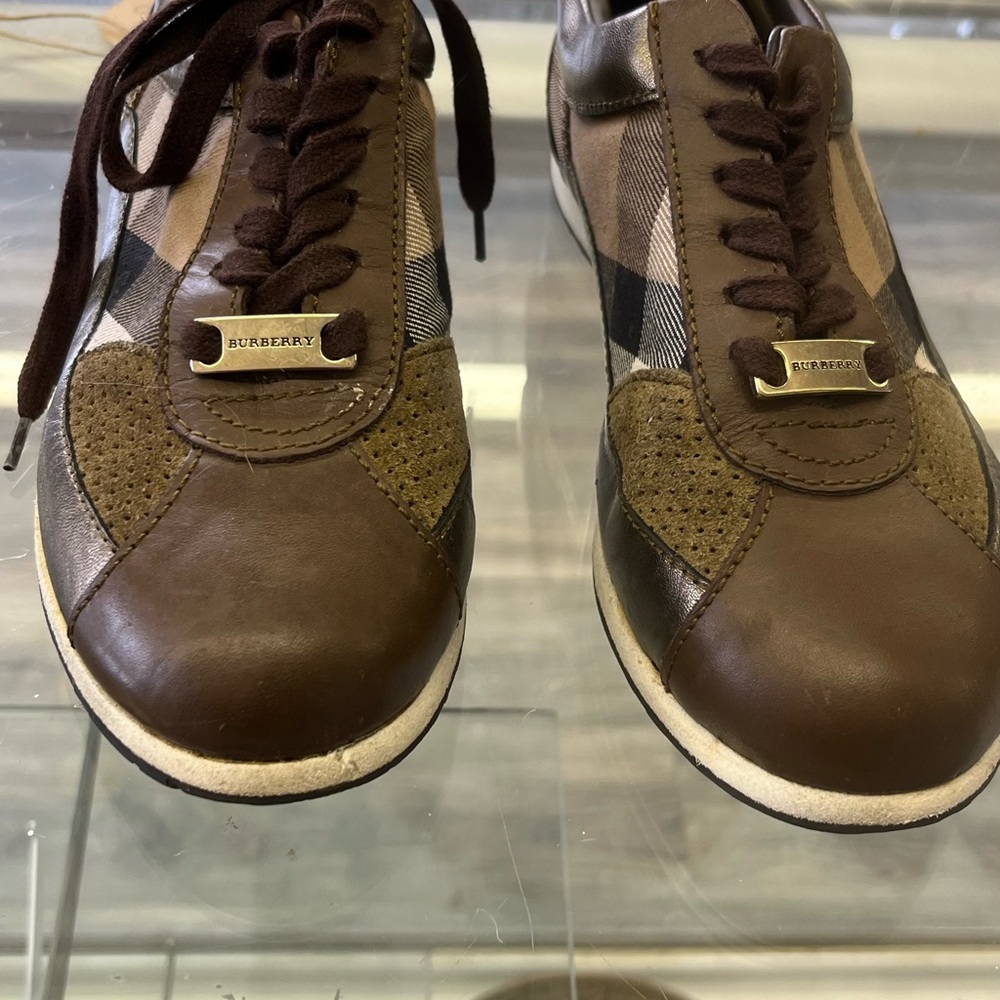 BURBERRY LONDON NOVA CHEK SHOES - Picture 1 of 9